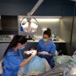 El difícil accés a la sanitat fora de la cartera de serveis públics El difícil accés a la sanitat fora de la cartera de serveis públics