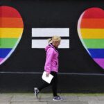 Irlanda permetrà donar sang als homes homosexuals, però amb restriccions Irlanda permetrà donar sang als homes homosexuals, però amb restriccions