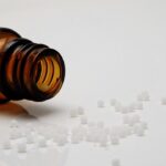 L’homeopatia es beneficia d’una legislació especial que li permet comercialitzar sense demostrar eficàcia L’homeopatia es beneficia d’una legislació especial que li permet comercialitzar sense demostrar eficàcia