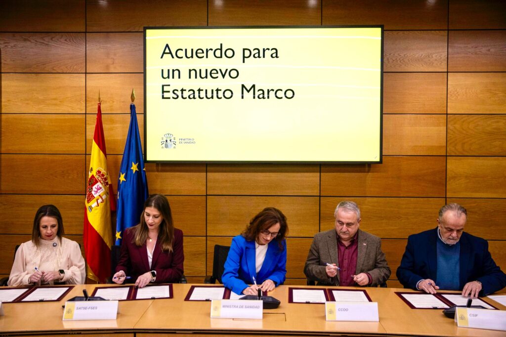 ActualitatSanitat acorda amb els sindicats majoritaris un nou Estatut Marc per als professionals sanitaris, tot i el rebuig del col·lectiu mèdic Estatut Marc