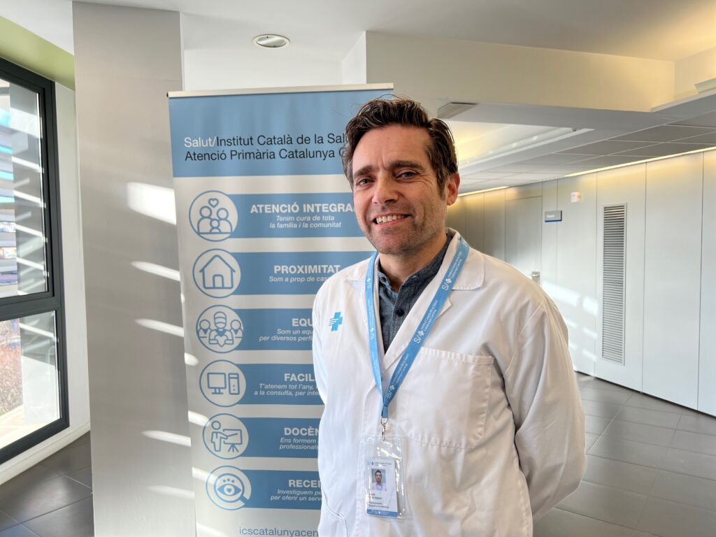EntrevistaJosep Vidal Alaball, metge i catedràtic: «L’atenció primària del futur serà molt més tecnològica i més resolutiva»